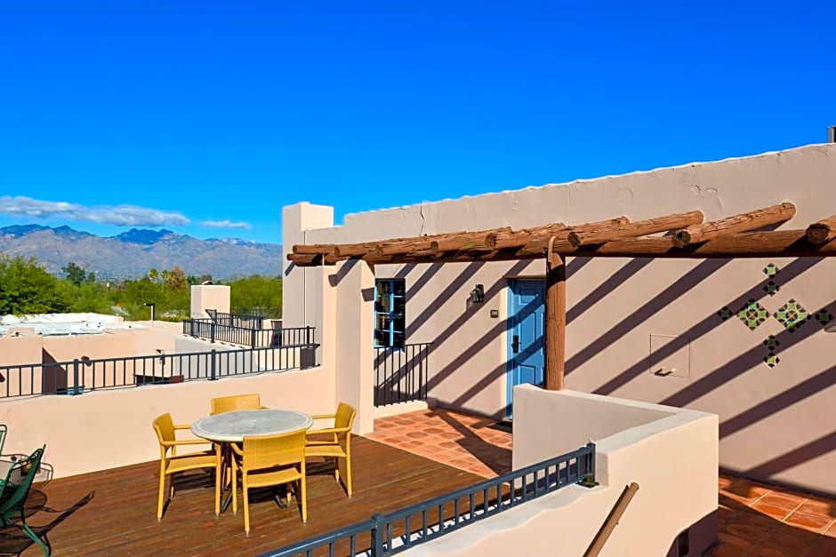 Lodge On The Desert