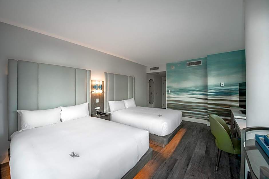 COAST COAL HARBOUR HOTEL by APA