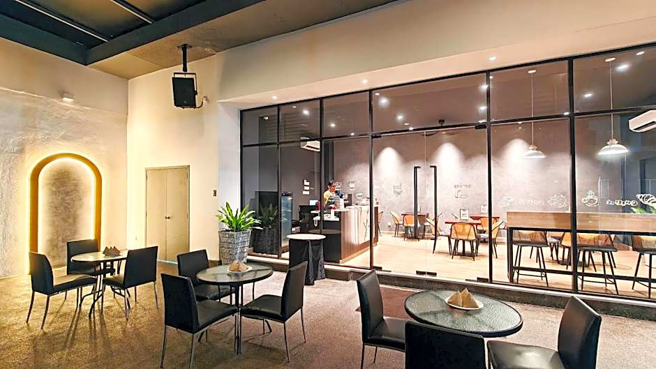 Premiere Hotel - Complimentary Shuttle to Klang Wholesale Market