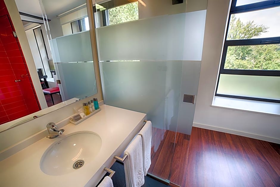 Foto 1 daripada 4 — Duplex Suite (3 Adults)