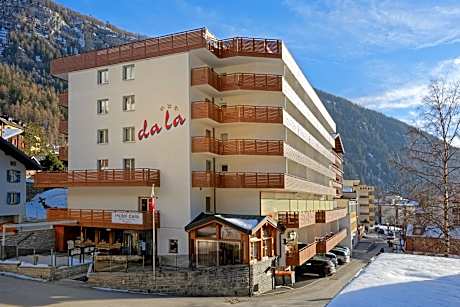 dala Hotel & Apartments