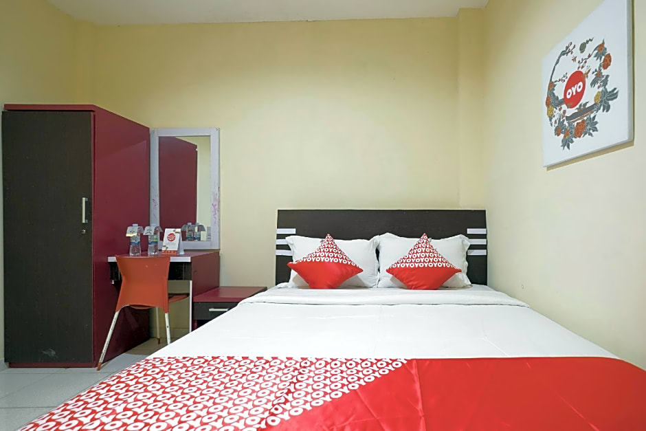 OYO 1075 Rumah Indah Losari Inn