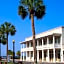 Riverview Hotel
