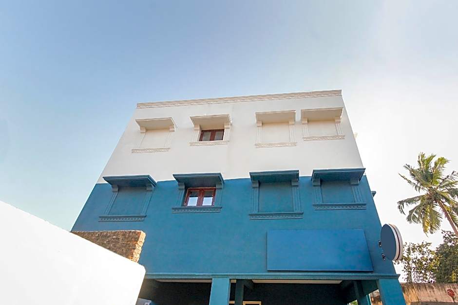 Murugan Rooms by OYO Rooms