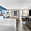 DoubleTree by Hilton Raleigh Midtown