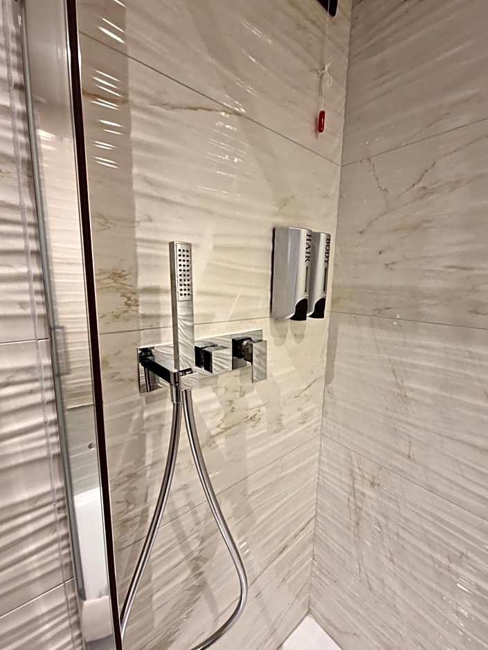 Beatus Suites And Rooms B&B