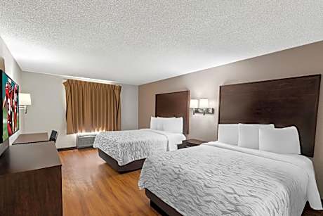 Superior 2 Queen Beds Smoke-Free