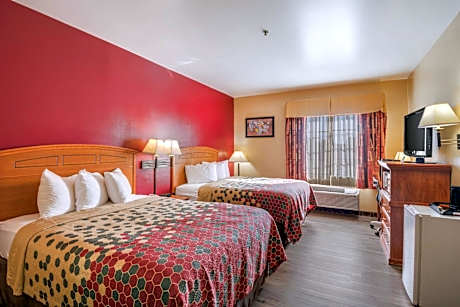 Queen Room with Two Queen Beds - Non-Smoking
