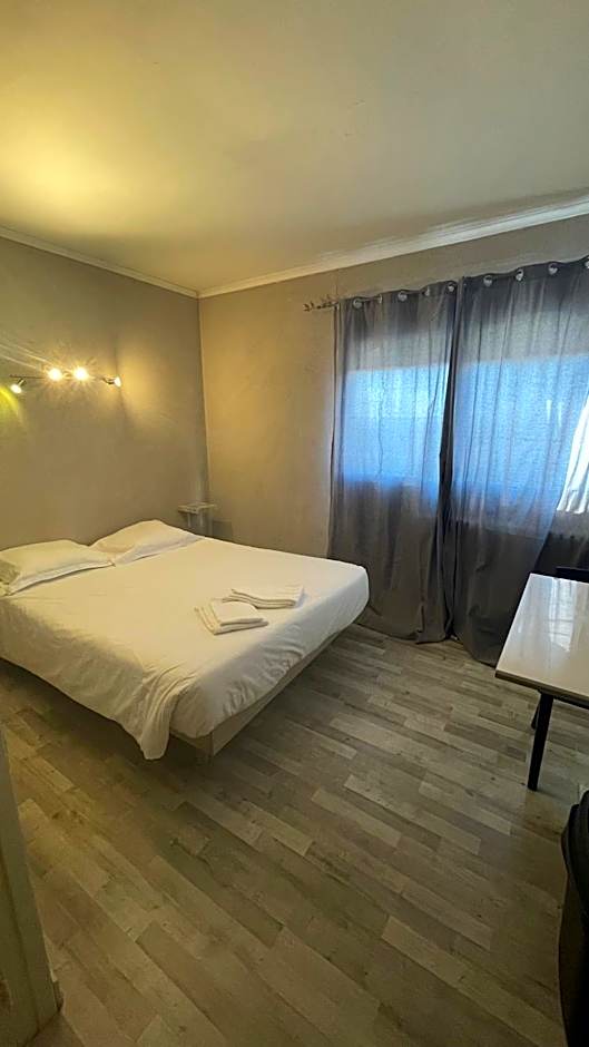 L'Excess Hotel