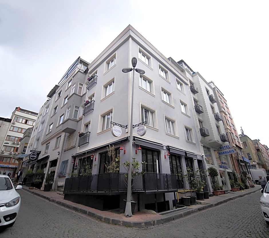 BGuest Hotel & Residence