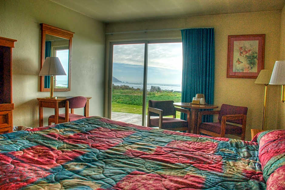 Crescent Beach Motel