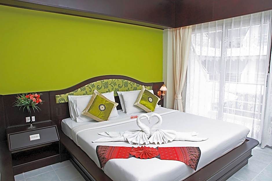 Samui First House Hotel