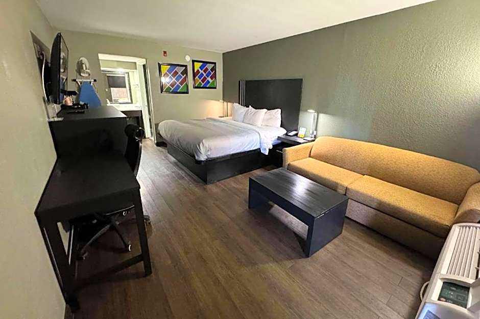 Quality Inn & Suites Panama City