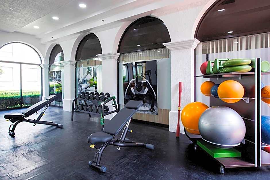 Courtyard by Marriott Toluca Airport