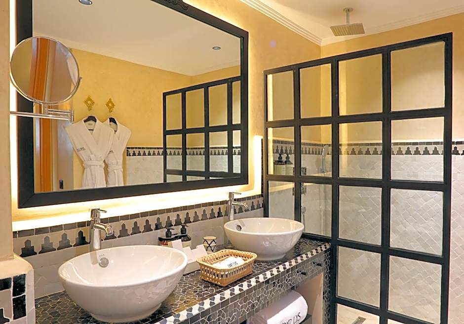 Dar Lys Luxury Riad & Spa