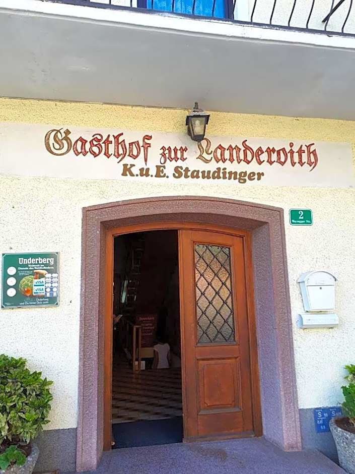 Gasthof mit Seeterasse & Appartements Zur Landeroith