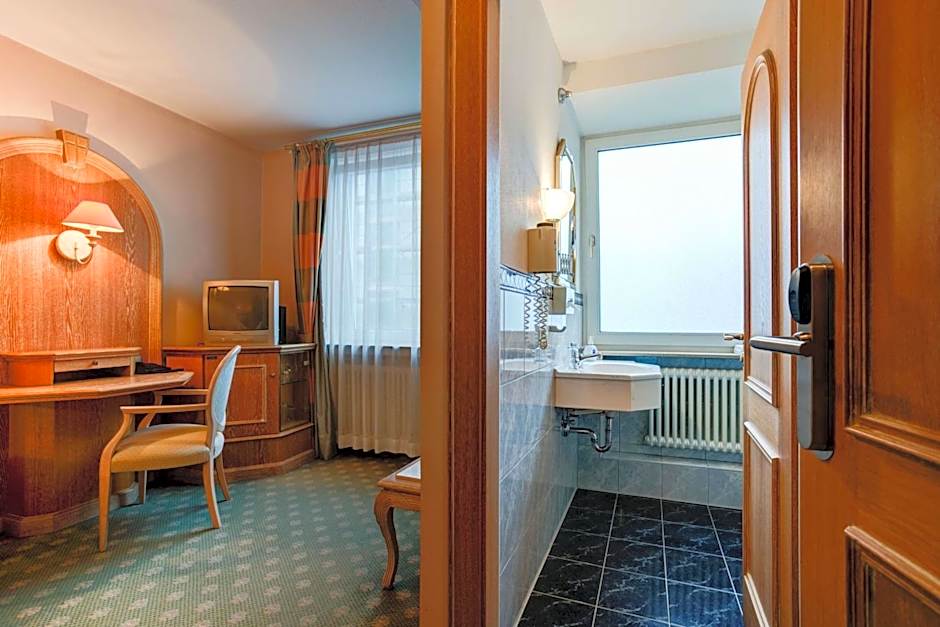 Centro Hotel Stern, Trademark Collection by Wyndham