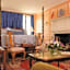 Inn by the Bandstand a Boutique Hotel