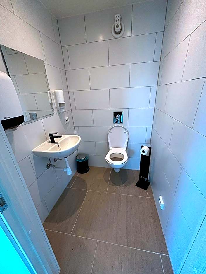 Sleeping barrel lodge Smaken av Ryfylke Event AS, drives ikke som hotell