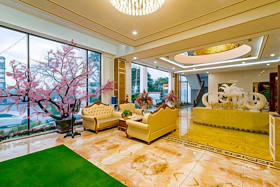 Tan An Palace