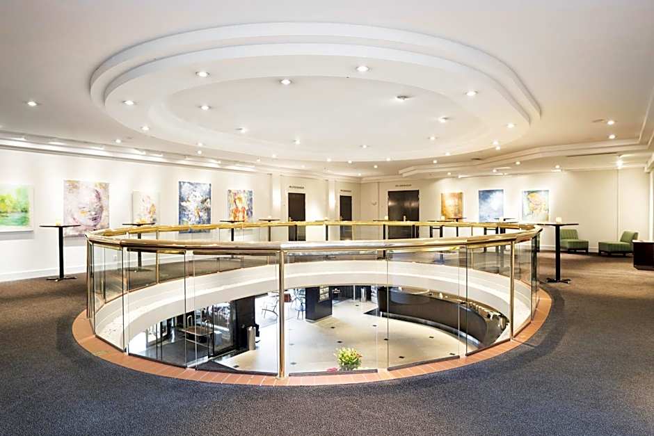 Elite Park Avenue Hotel