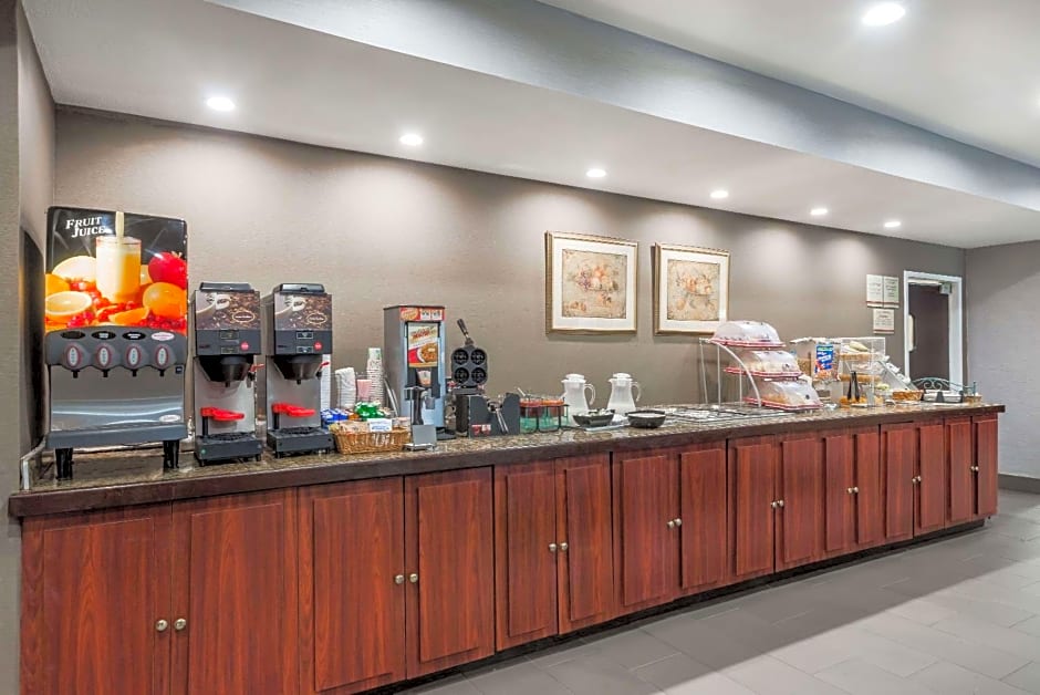 Hawthorn Extended Stay by Wyndham Columbus West