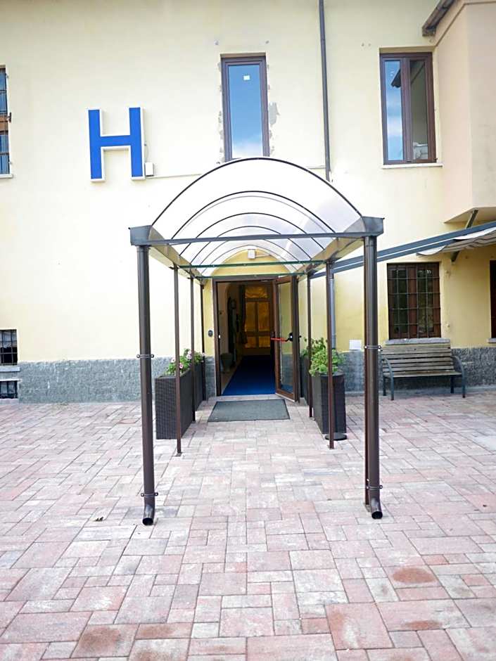 La Boheme SMART Hotel