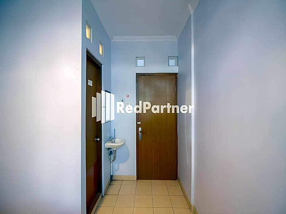 Halona Residence near Pakuwon Mall Jogja Mitra RedDoorz