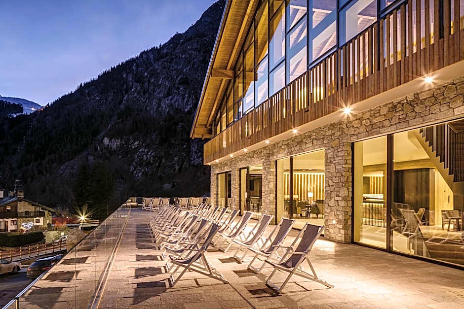 Grand Hotel Courmayeur Mont Blanc, by R Collection Hotels
