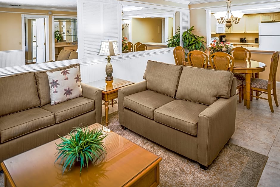 Hilton Vacation Club Charter Club Naples Bay