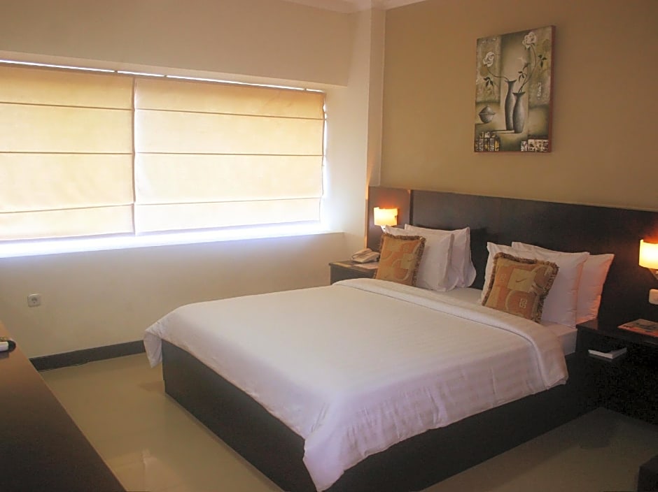 Royal Mamberamo Hotel