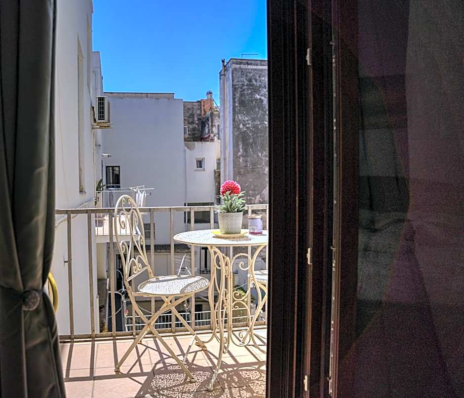 Bed and Breakfast Station