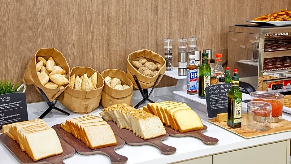 NH Express Las Artes