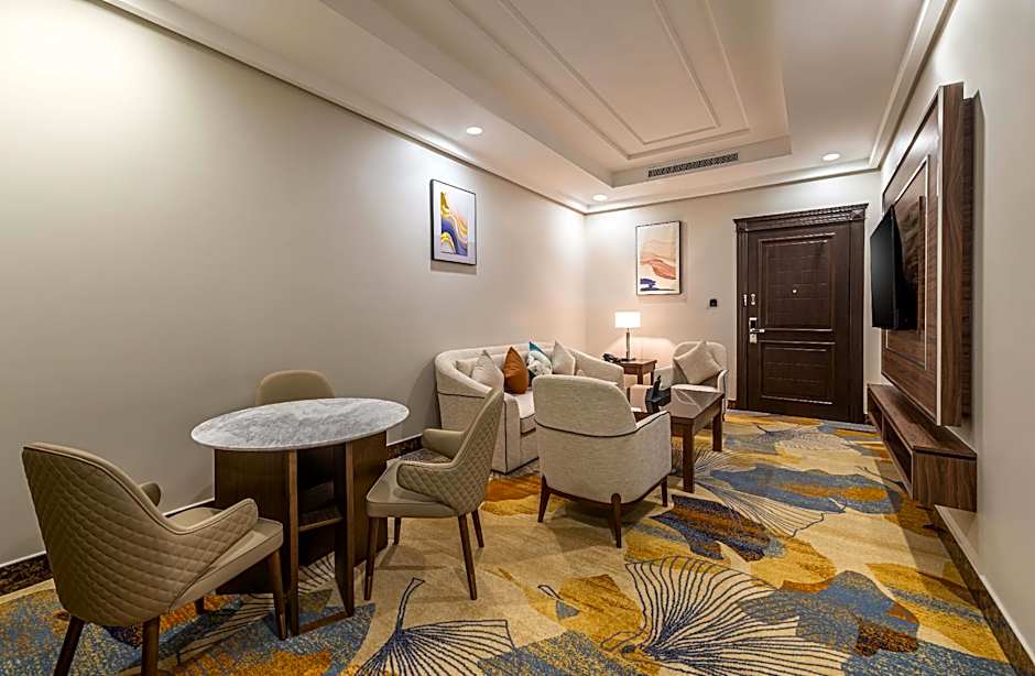 Yas Hotel Apartment – Riyadh, NY