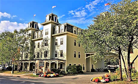 Bar Harbor Grand Hotel