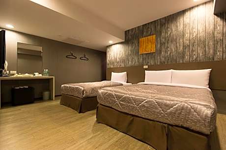 Triple Room