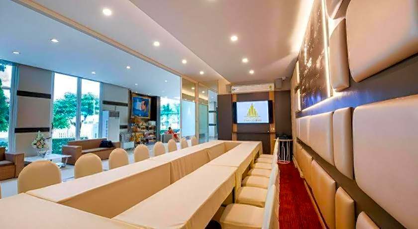 Phuglong Hotel