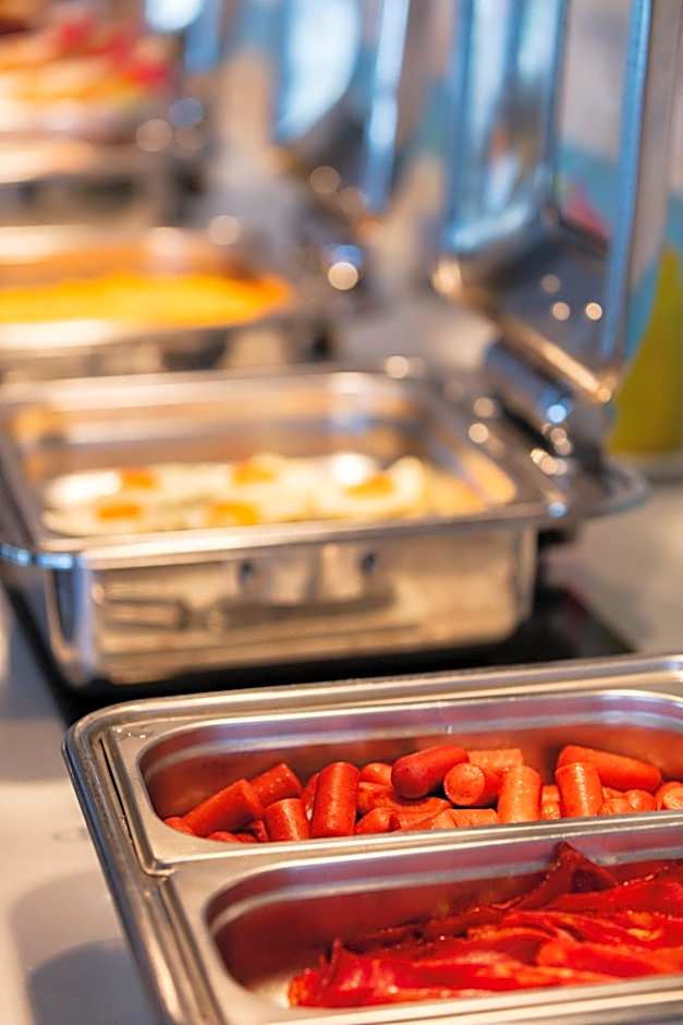 Golden Bay Boutique Hotel & Bungalows