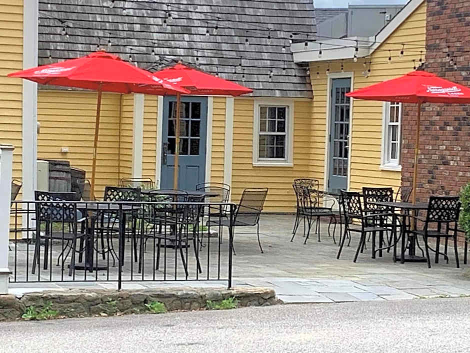 The General Stanton Inn