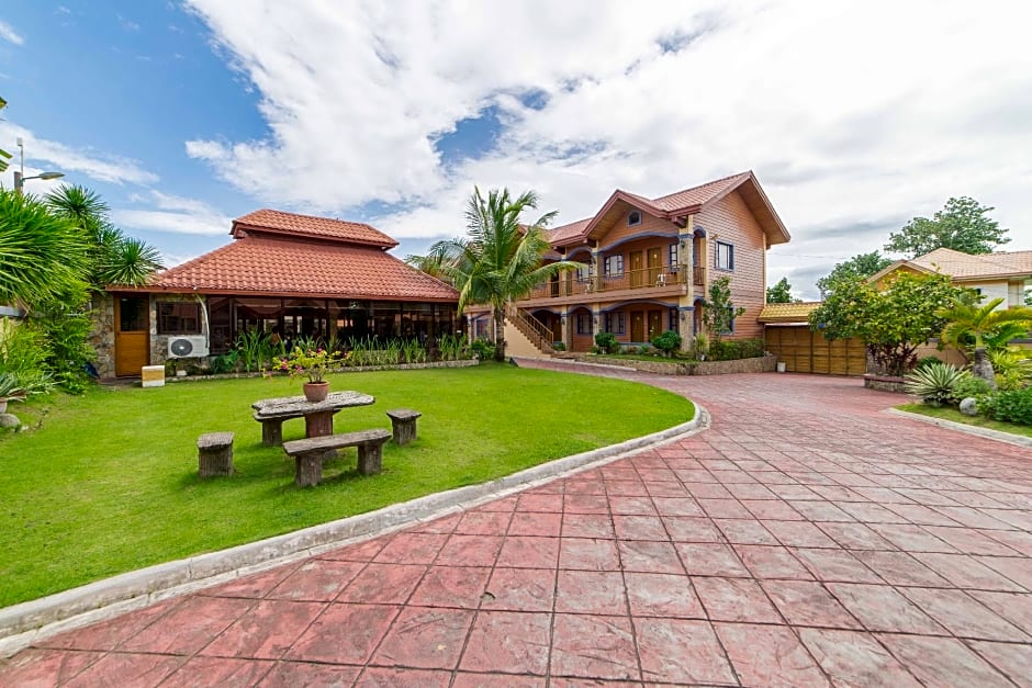 RedDoorz Plus @ Starhomes Olivianville