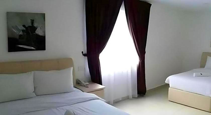 Peach Hill Hotel & Cafe