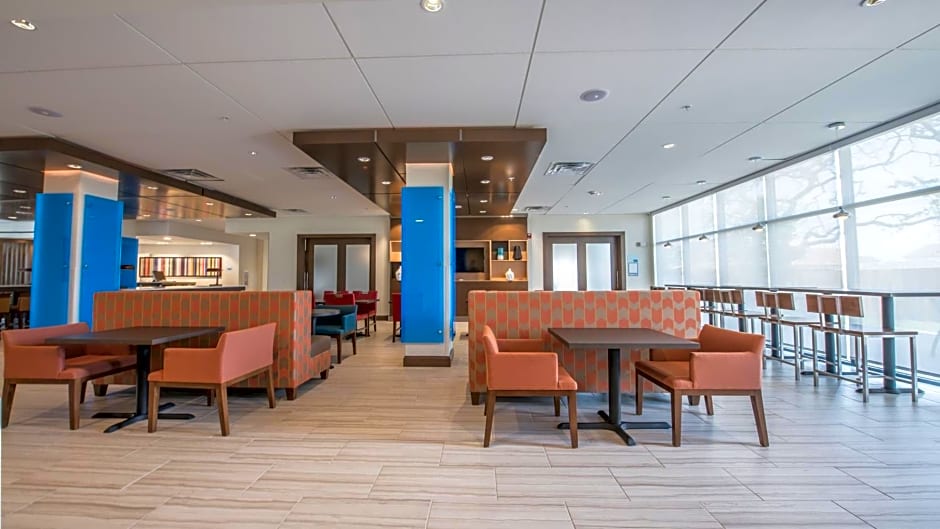 Holiday Inn Express & Suites Dripping Springs - Austin Area By IHG