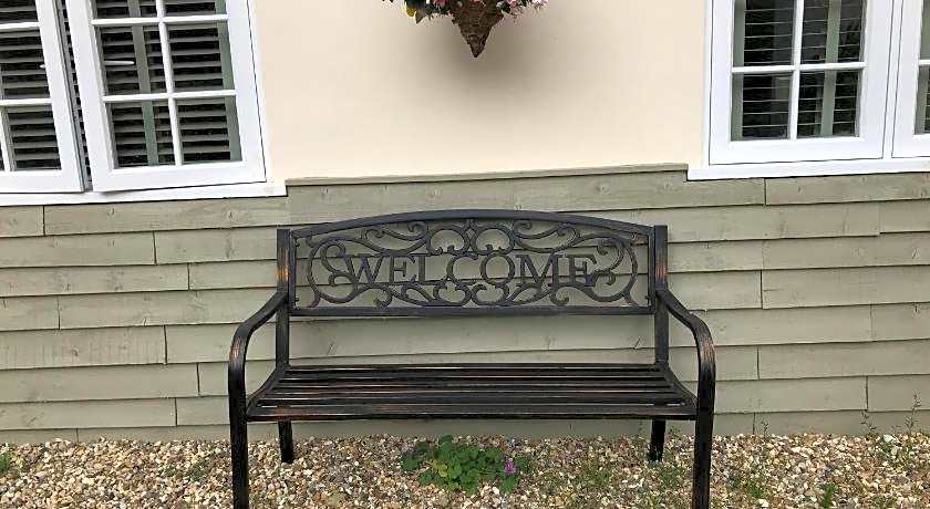 Old Thatch Bambers Green