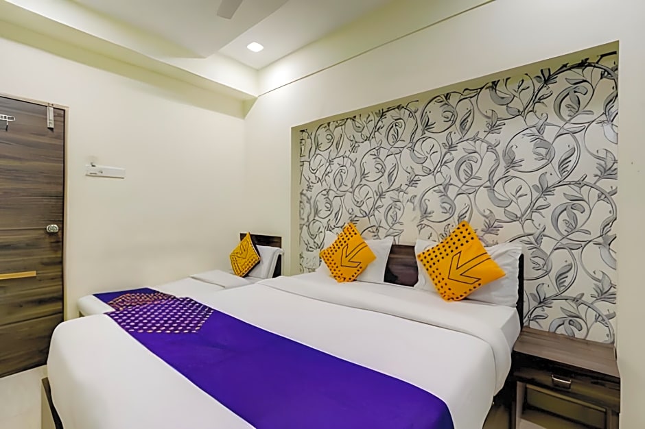 Hotel Gitanjali Kalupur(Relief Road)