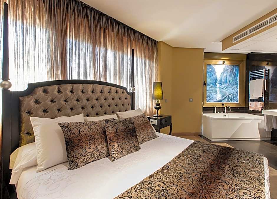 Hotel Condestable Iranzo