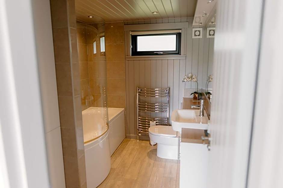 Linwater Caravan Park - Luxury Lodges and Static Caravans near Edinburgh