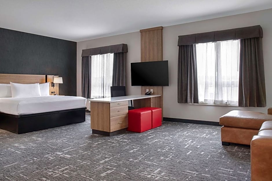 Photo 1 of 4 of Executive King Suite - Non-Smoking