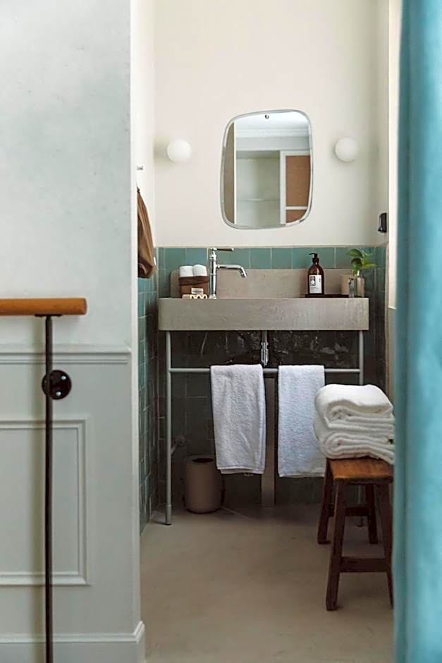 HOY Paris - Yoga Hotel