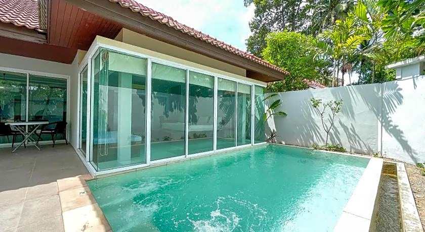 The Living Pool Villas