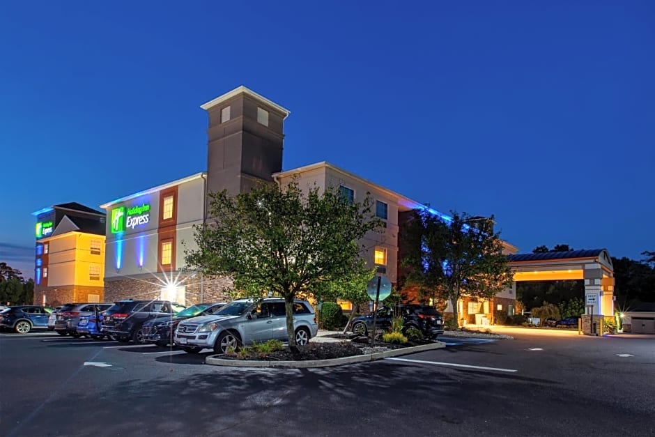 Holiday Inn Express & Suites Absecon-Atlantic City Area, an IHG Hotel